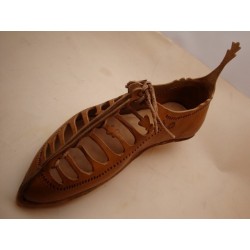 Roman shoe Model L 8